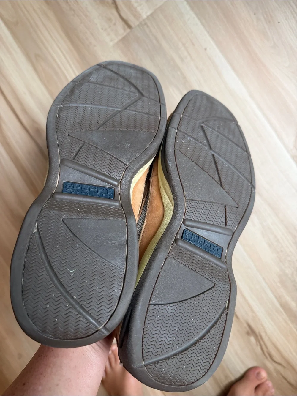 Sperry comfortable tan
